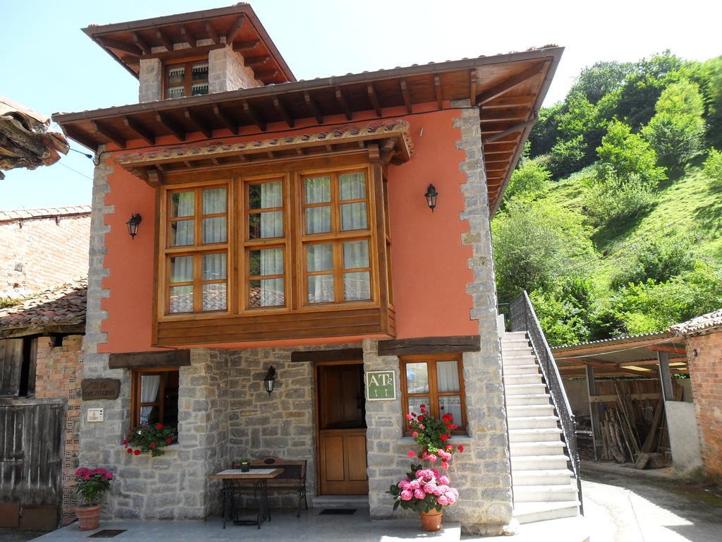 Apartamentos Rurales Los Villares Colunga Εξωτερικό φωτογραφία